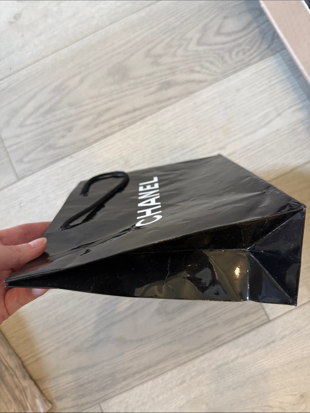 CHANEL Black and White Glossy Shopping Bag - Picture 5 of 5